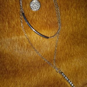 Silver and stones single three strandwith 3 individual pendants